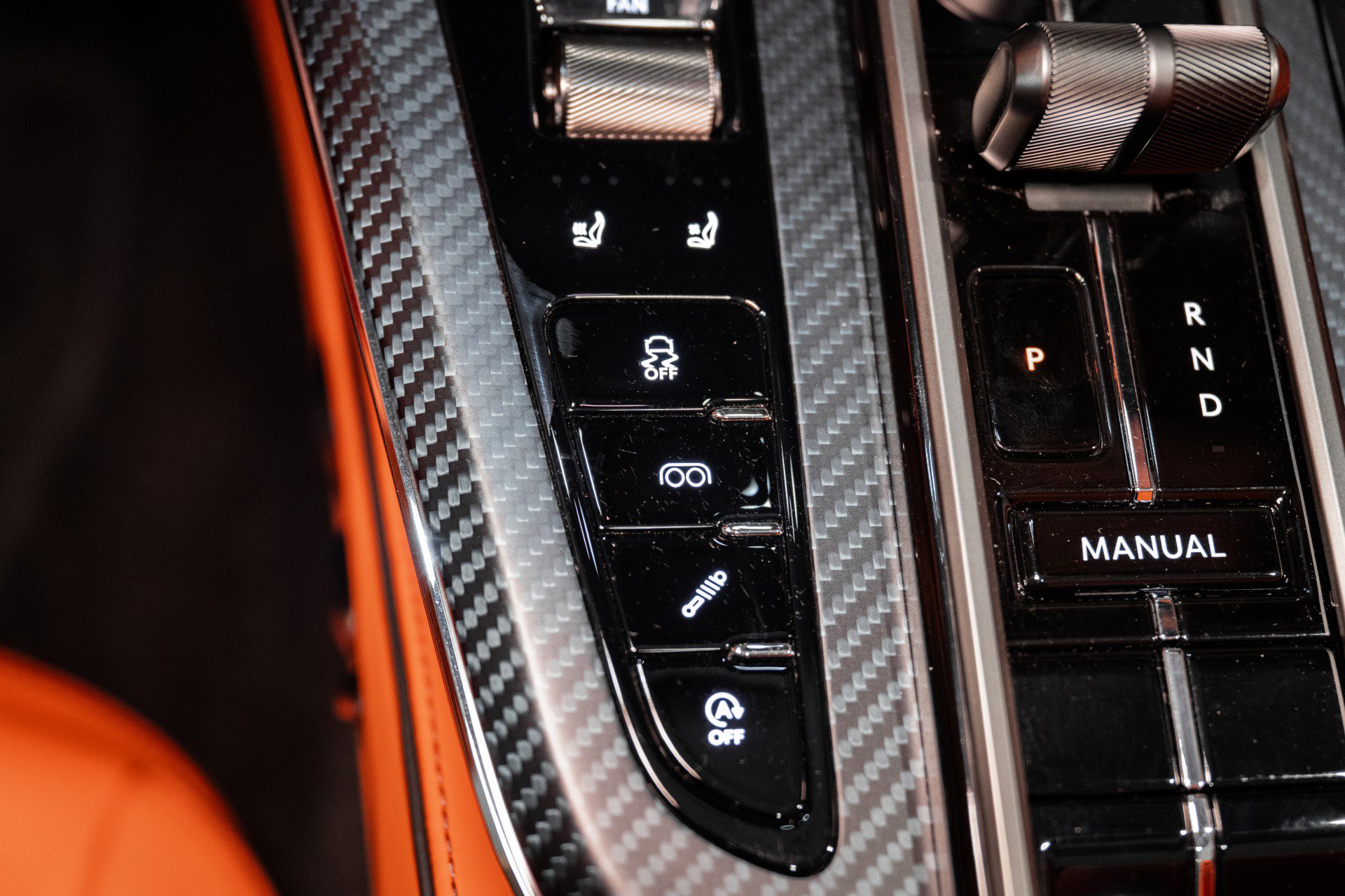 New 2026 Aston Martin V8 Vantage Roadster image 33