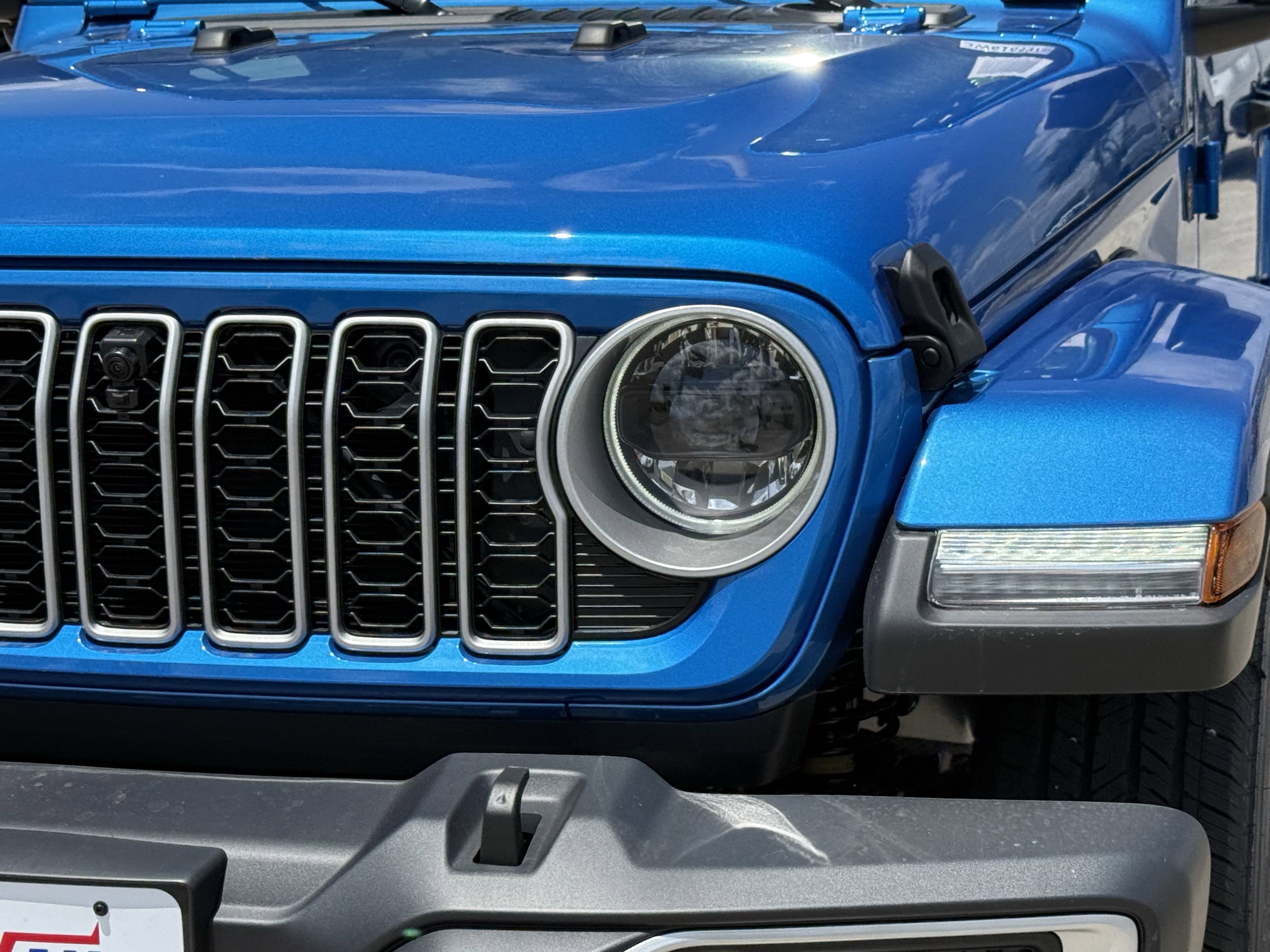 New 2025 Jeep Wrangler Sahara image 8