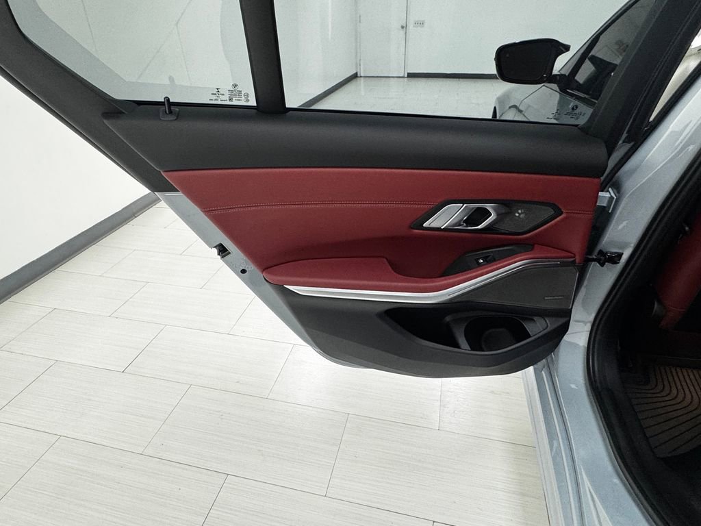 Used 2023 BMW M340i xDrive w/ Premium Package image 11