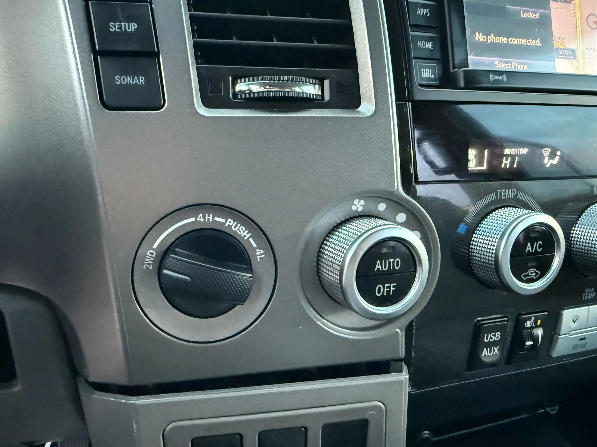 Used 2017 Toyota Sequoia Limited w/ Safety & Convenience Package image 44