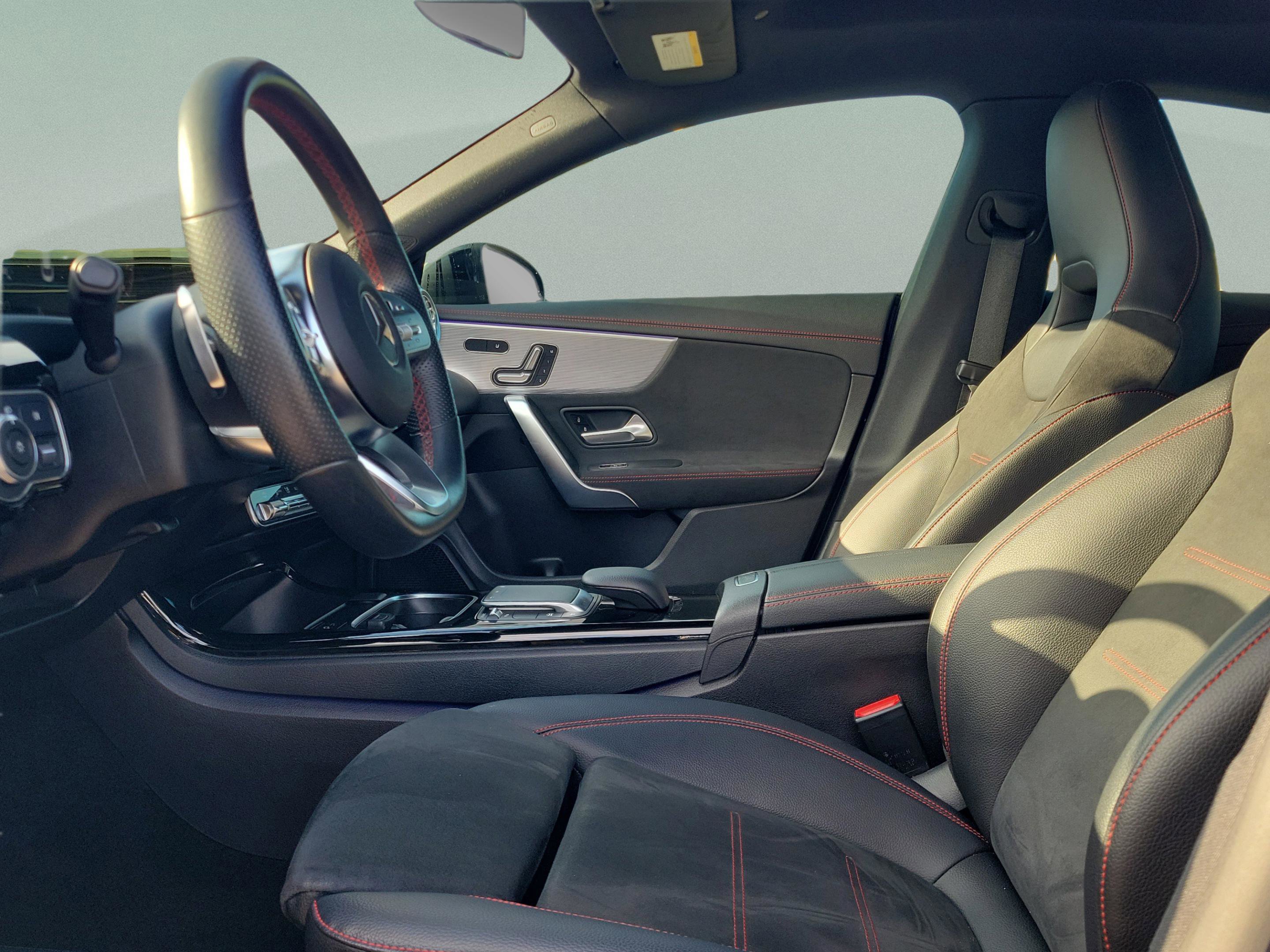 Used 2021 Mercedes-Benz CLA 250 image 20