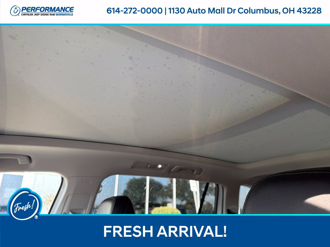 Used 2018 Volkswagen Tiguan SE w/ Panoramic Sunroof Package AWD/4WD image 12