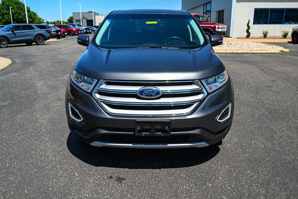 Used 2018 Ford Edge Titanium AWD/4WD image 10