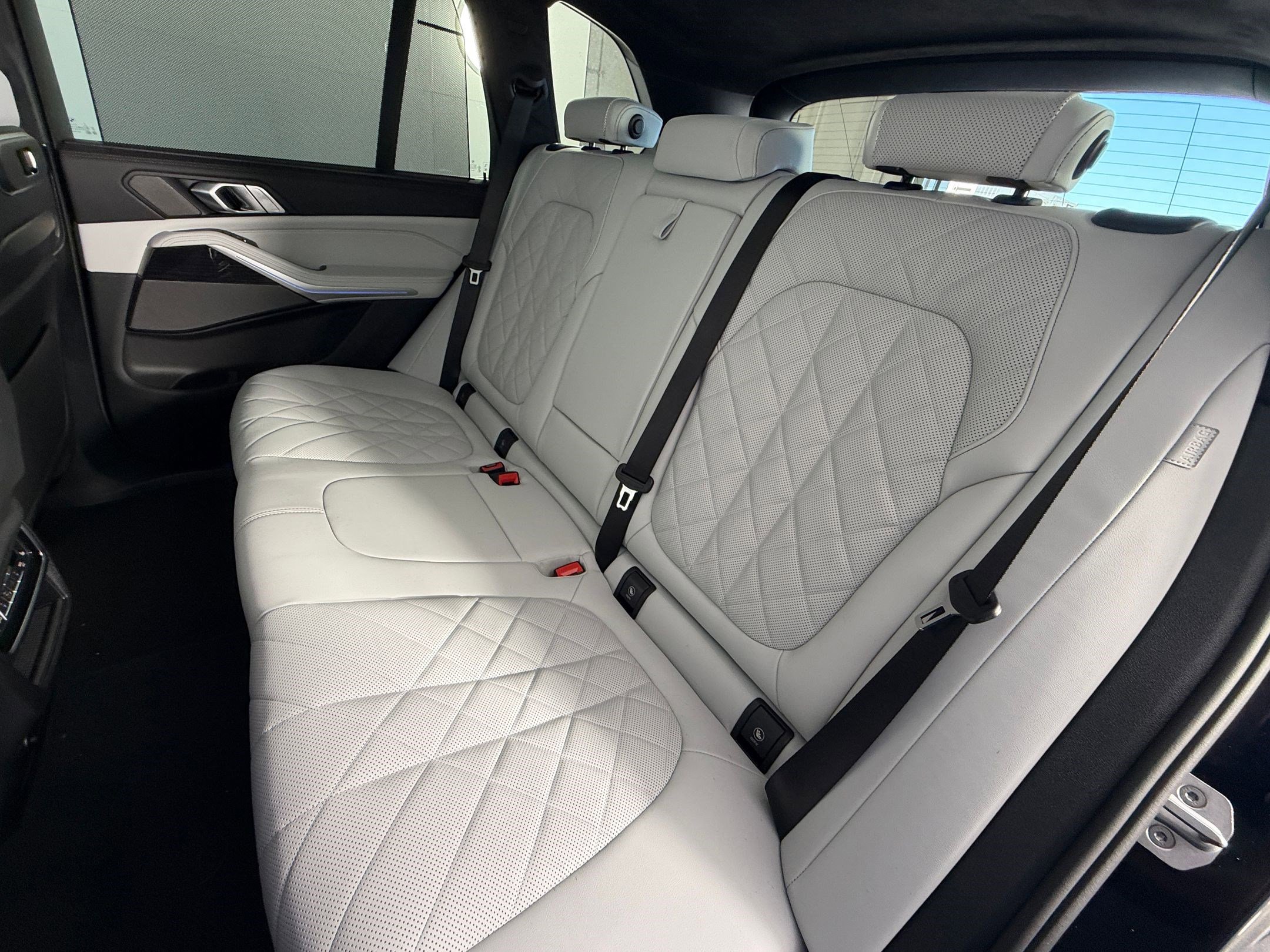 New 2026 BMW X5 xDrive50e w/ Executive Package image 29