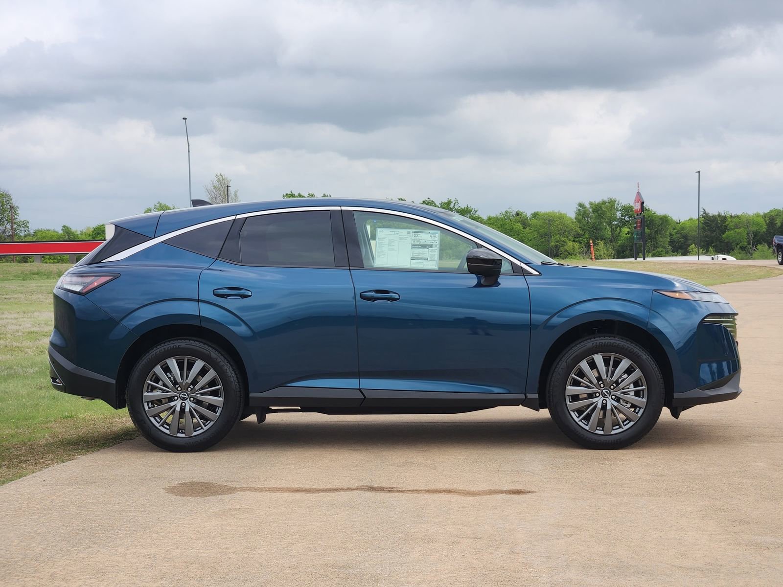 New 2026 Nissan Murano SL image 6