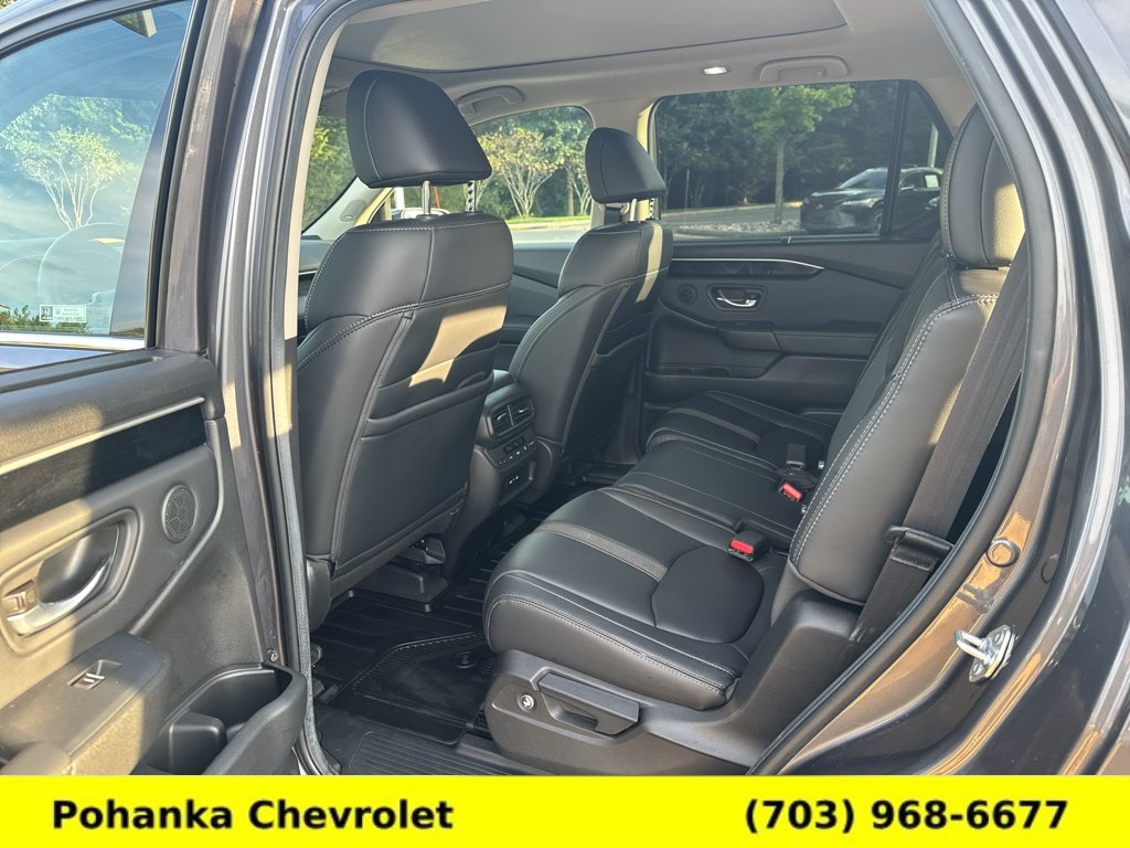 Used 2025 Honda Pilot Touring image 30