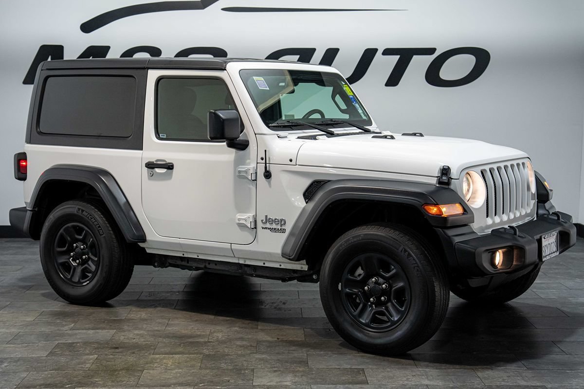 Used 2020 Jeep Wrangler Sport AWD/4WD image 7