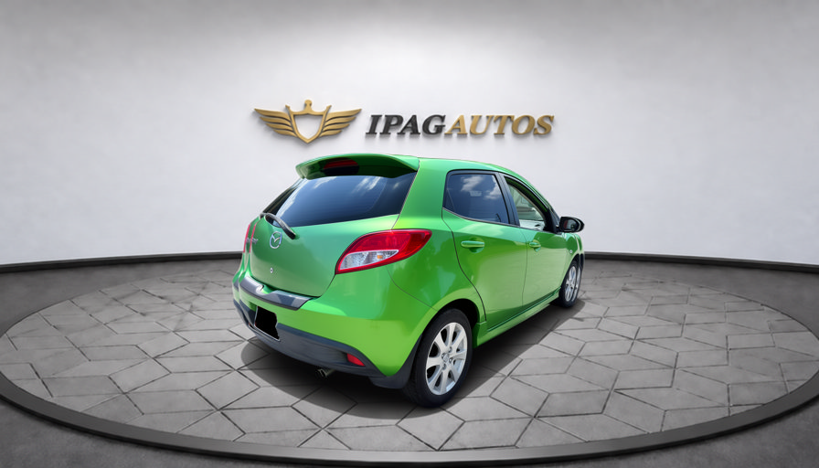 Used 2011 MAZDA MAZDA2 Touring FWD image 7