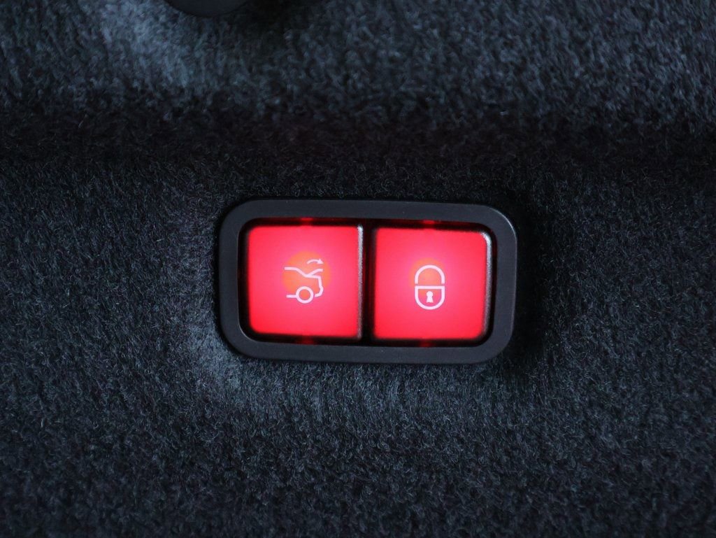 New 2026 Mercedes-Benz Maybach SL 680 image 29