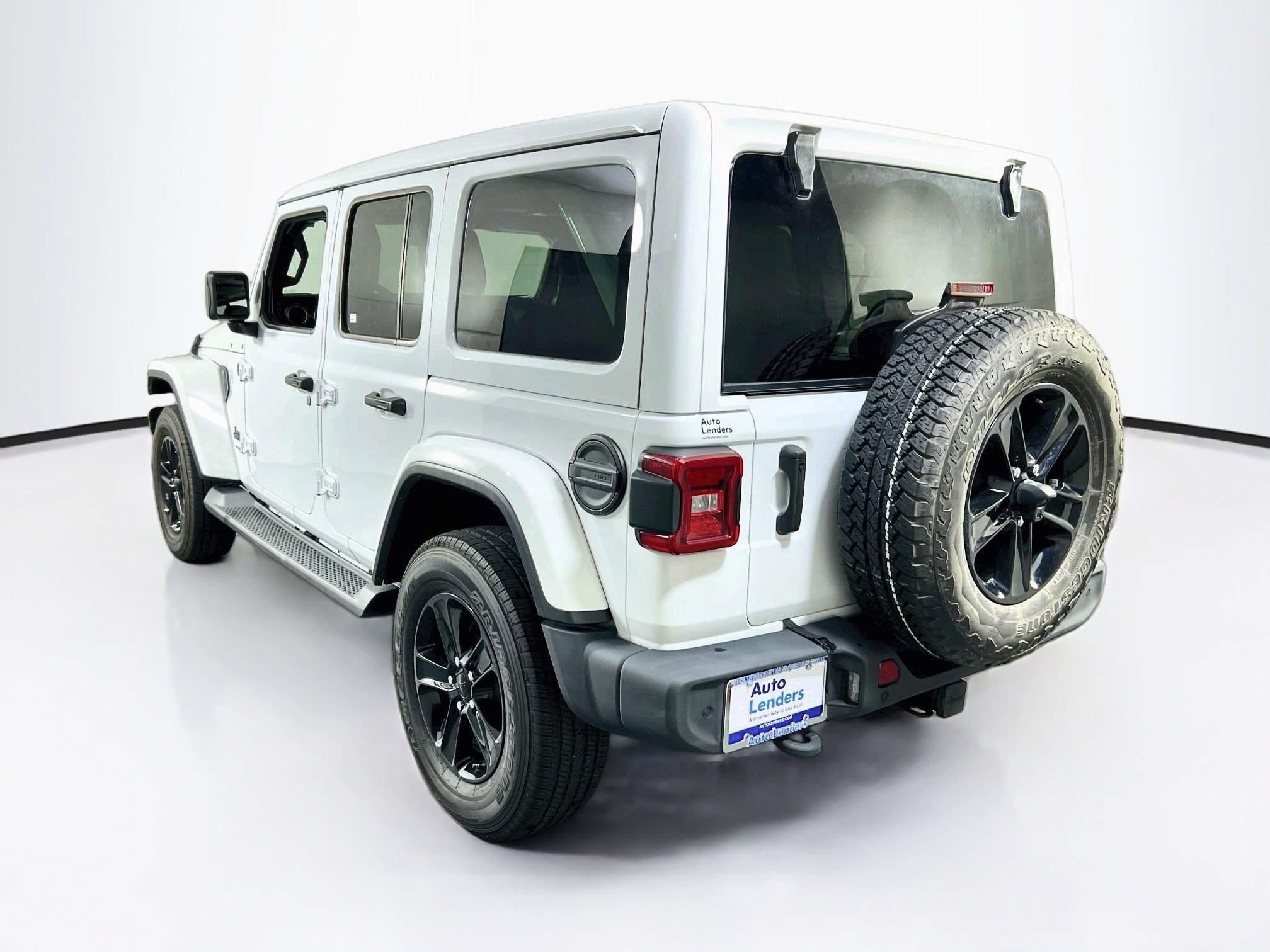 Used 2021 Jeep Wrangler Unlimited Sahara AWD/4WD image 7
