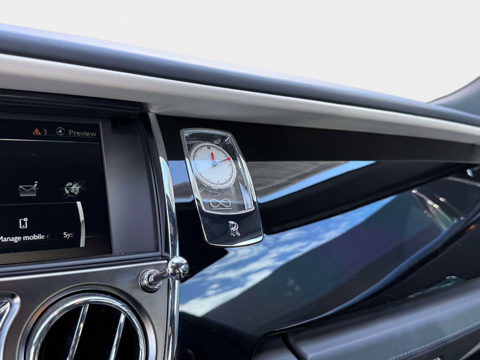 Used 2020 Rolls-Royce Ghost Black Badge image 47