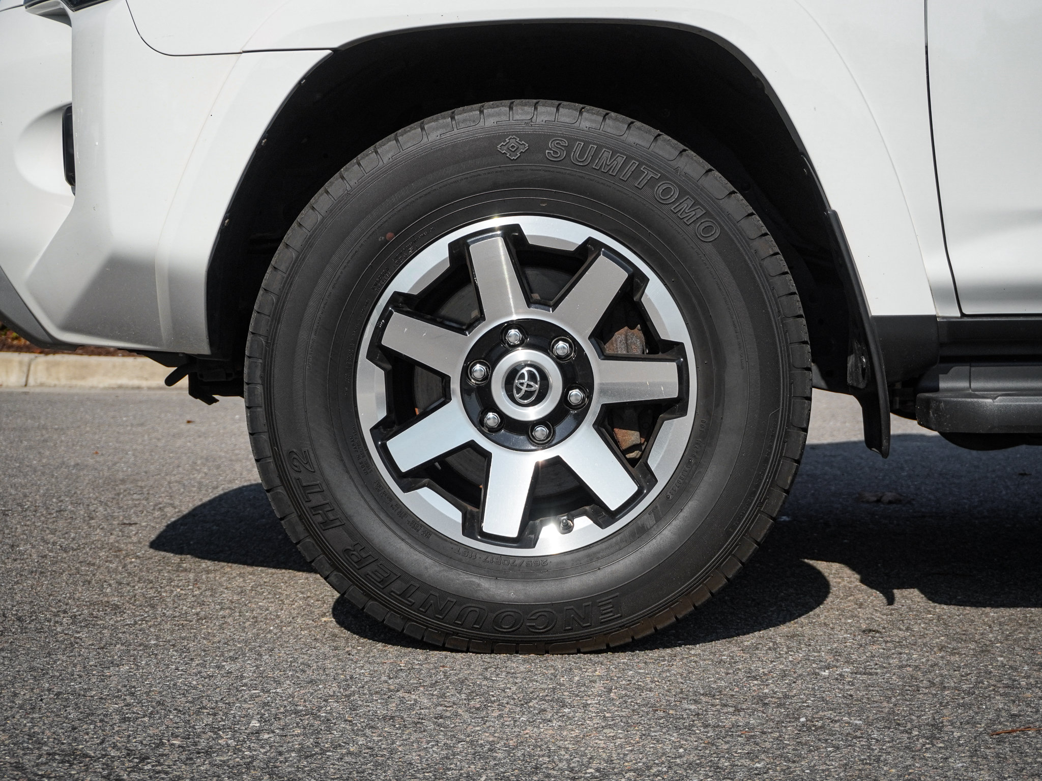 Used 2019 Toyota 4Runner TRD Off-Road AWD/4WD image 14