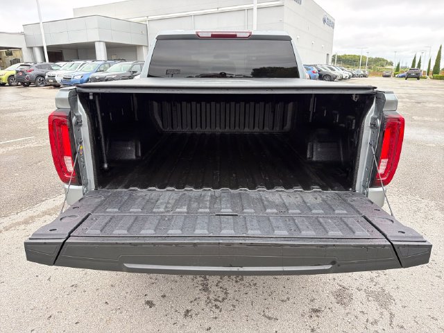 Used 2023 GMC Sierra 1500 SLT w/ SLT Premium Package AWD/4WD image 29