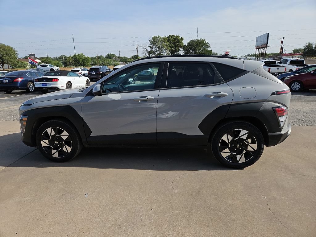 Used 2025 Hyundai Kona SEL FWD image 6