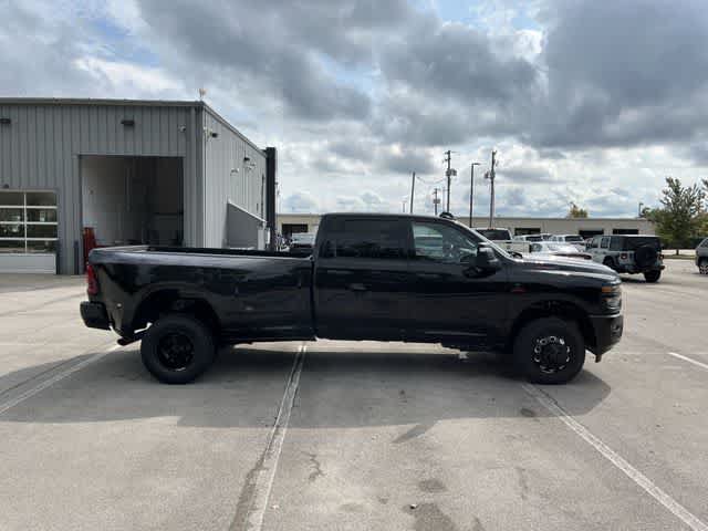 New 2026 RAM 3500 Big Horn AWD/4WD image 9