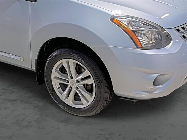 Used 2015 Nissan Rogue S w/ Convenience Package AWD/4WD image 14