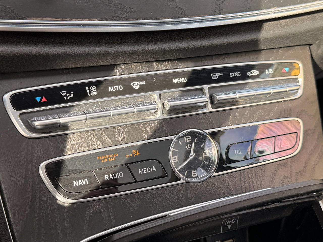 Used 2019 Mercedes-Benz E 300 4MATIC image 21