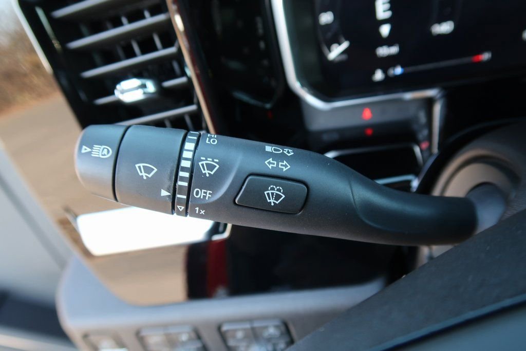 New 2026 GMC Sierra 2500 SLT w/ SLT Premium Package image 15