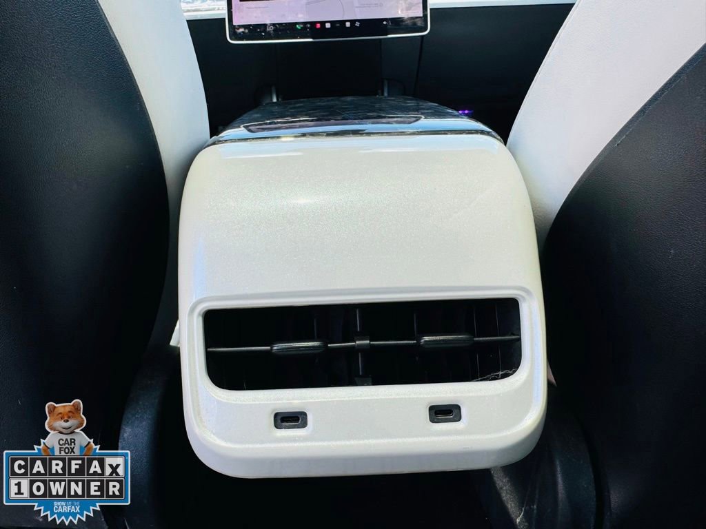 Used 2020 Tesla Model Y Performance AWD/4WD image 13