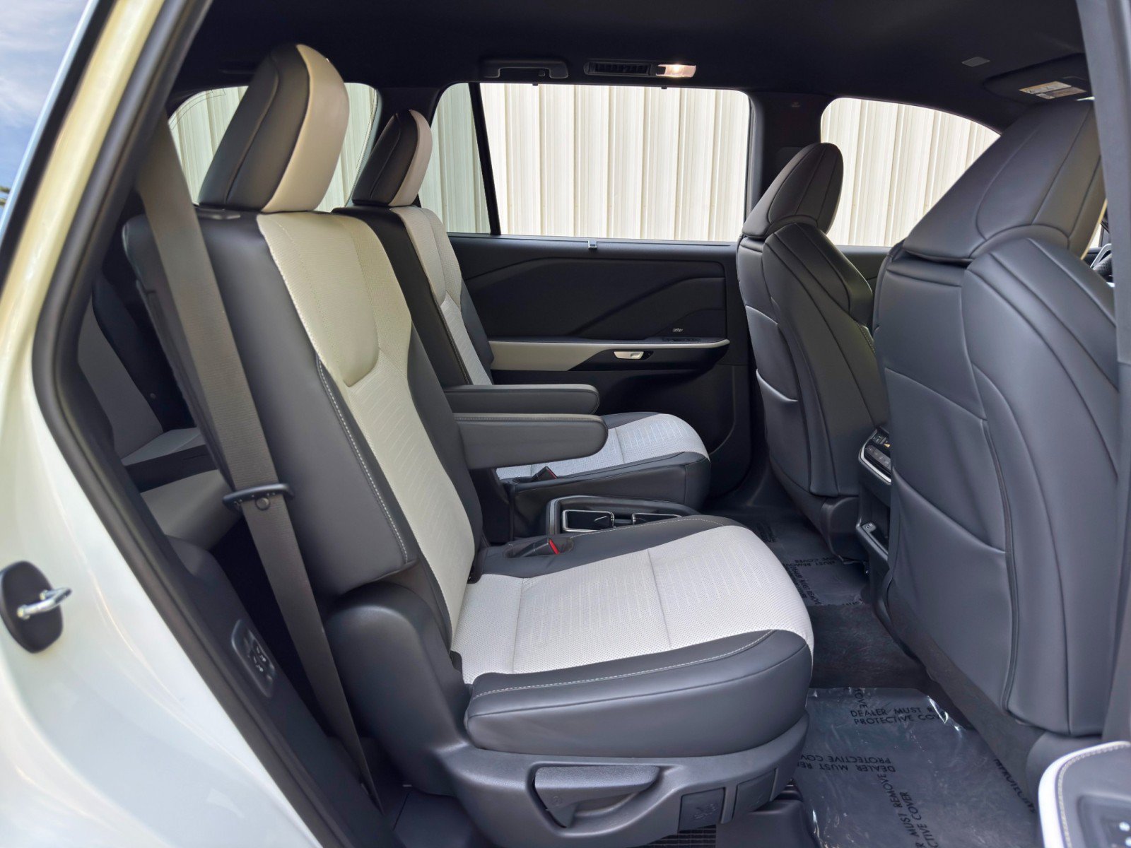 Used 2024 Lexus TX 500h AWD w/ Technology Package image 41