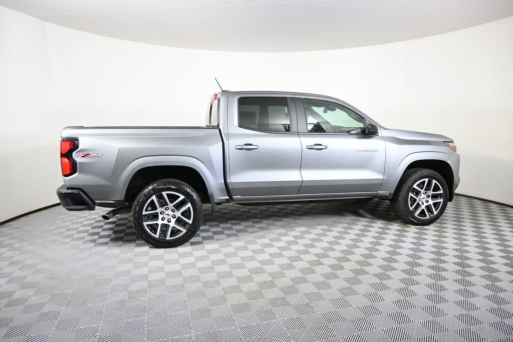 Used 2023 Chevrolet Colorado Z71 w/ Z71 Convenience Package 2 AWD/4WD image 8