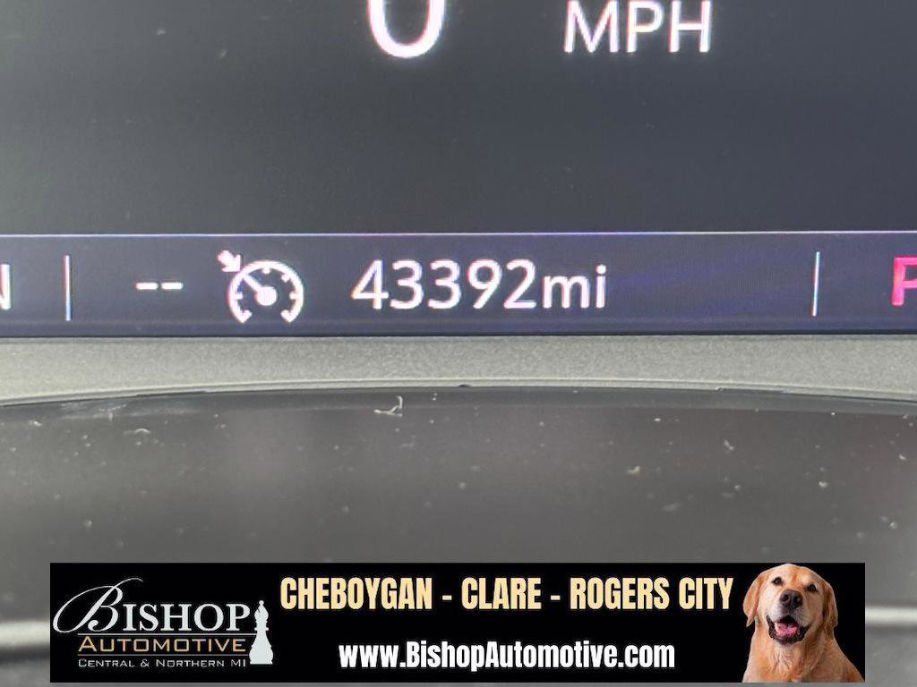 Used 2023 Chevrolet Blazer LT w/ Convenience Package image 4