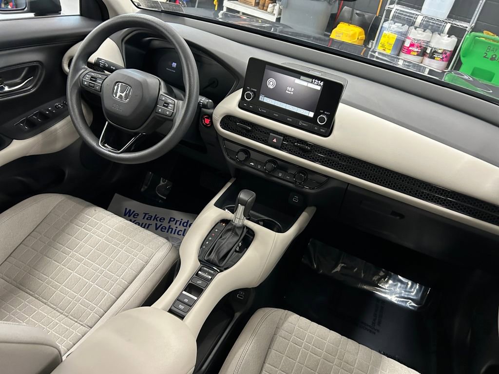 Used 2023 Honda HR-V LX image 18