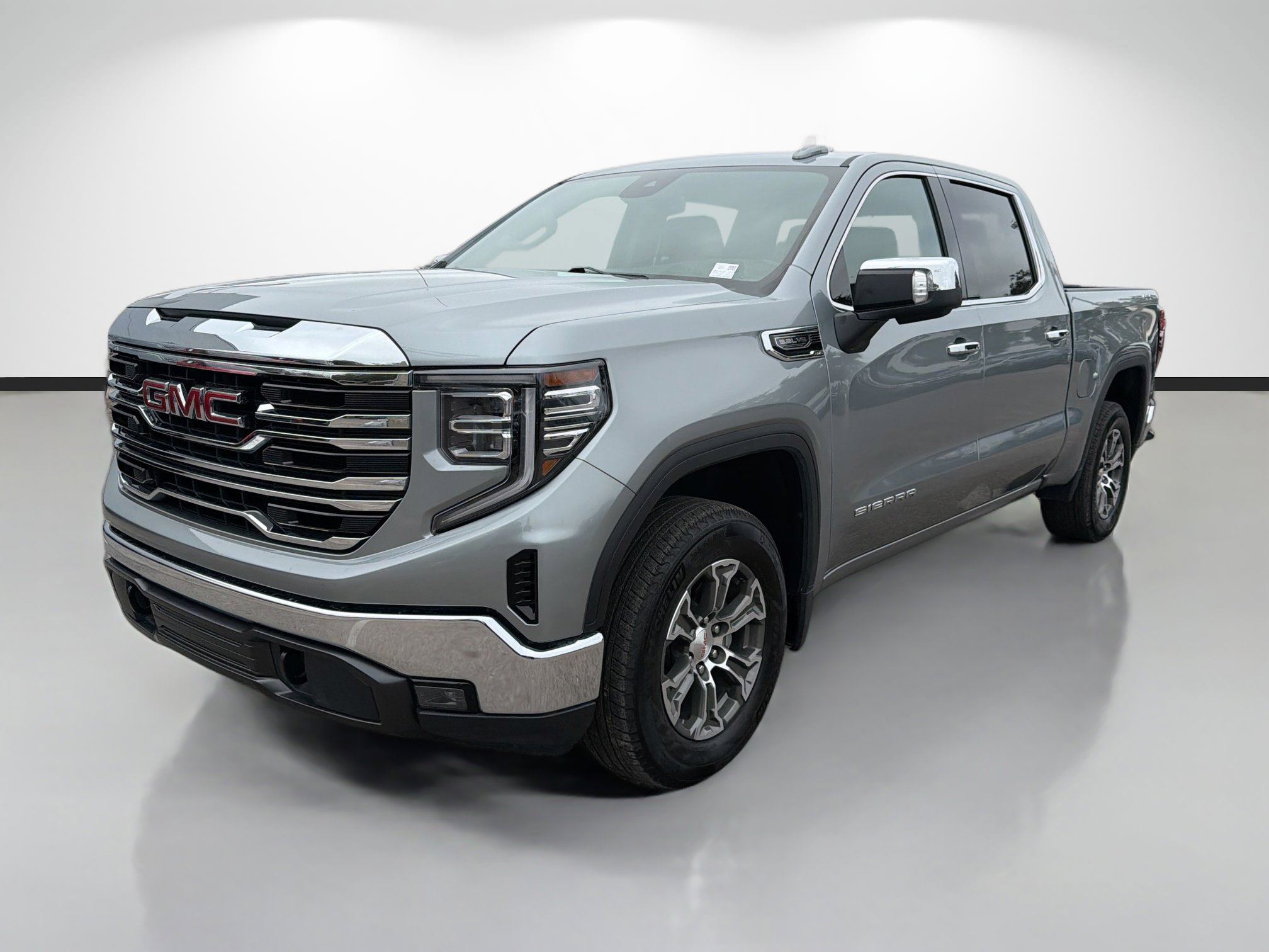 Used 2025 GMC Sierra 1500 SLT image 7