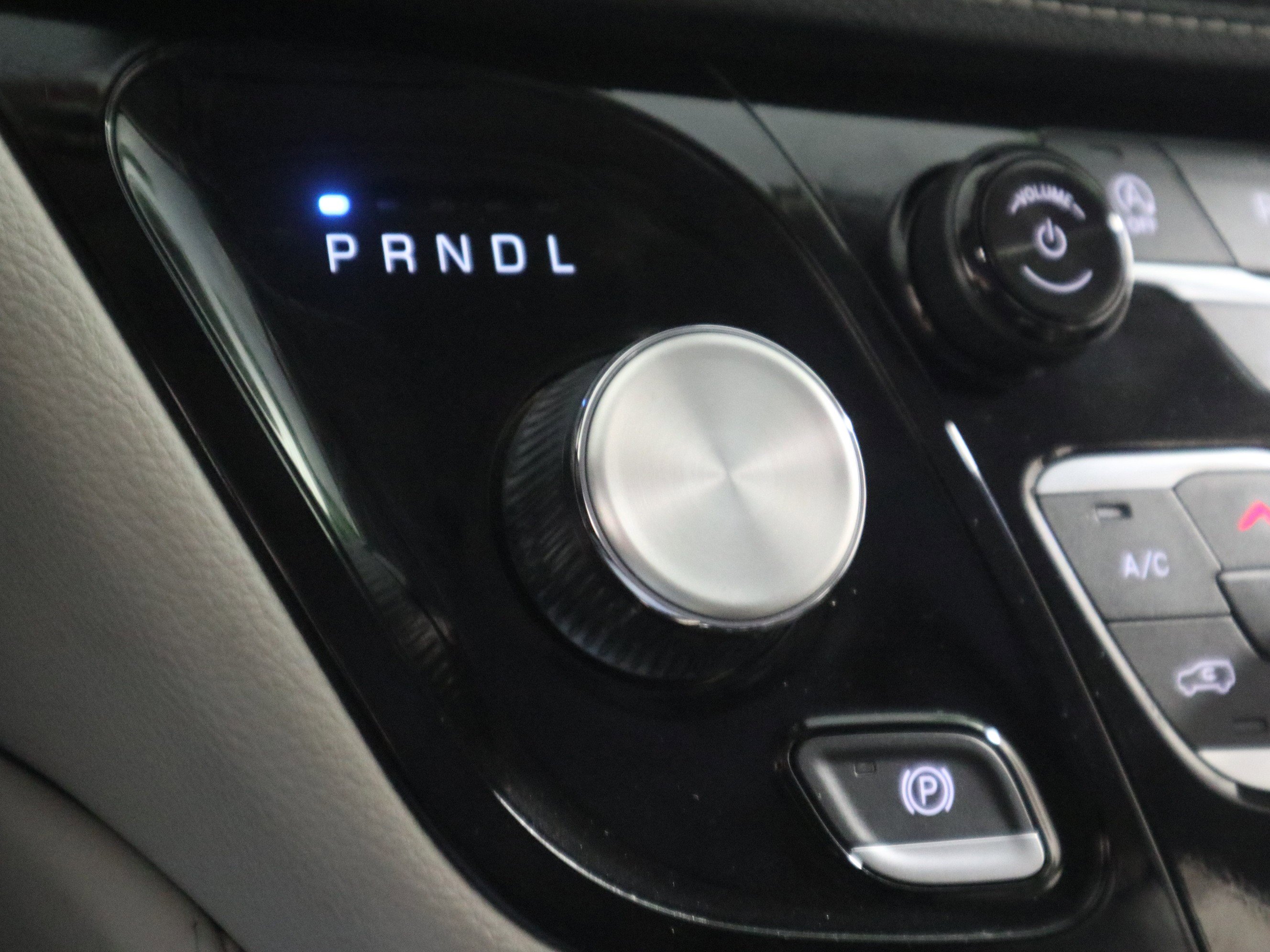 Used 2024 Chrysler Pacifica Limited image 28