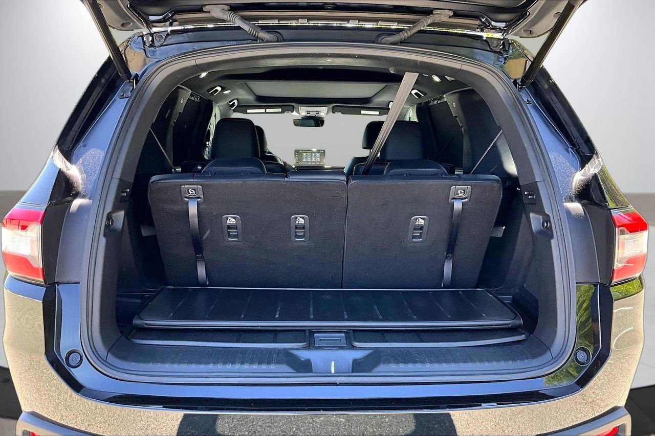 Used 2024 Honda Pilot TrailSport image 26