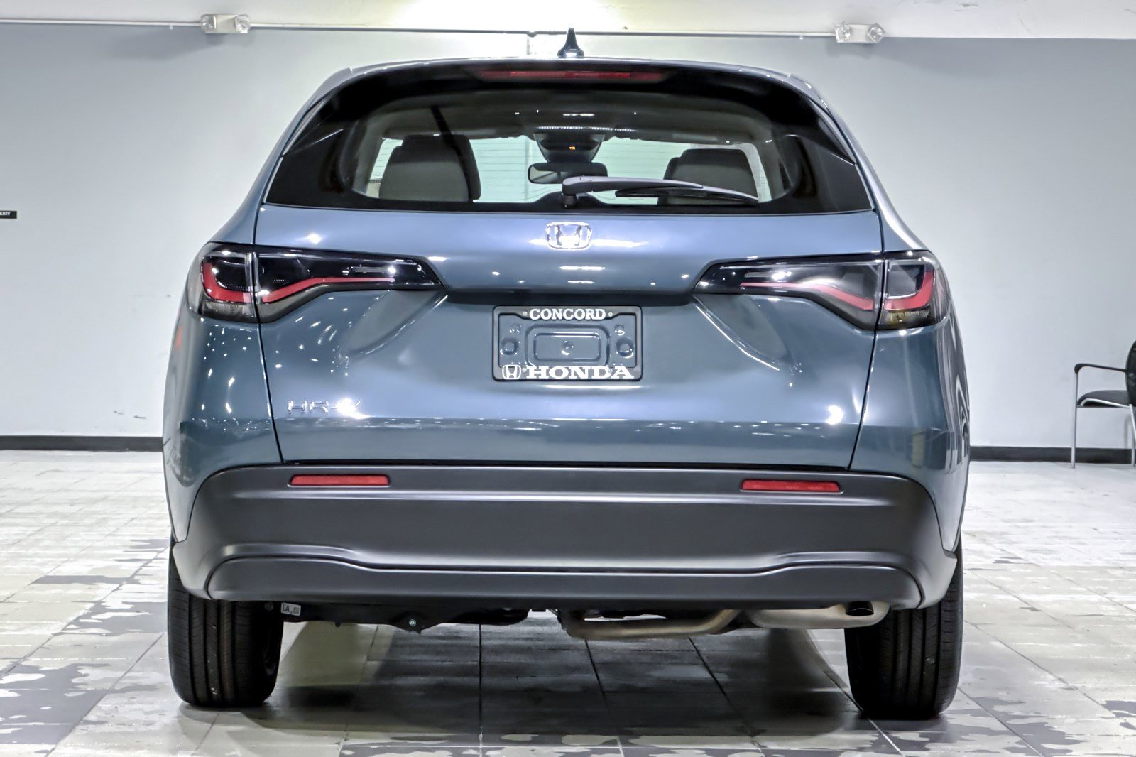 Used 2024 Honda HR-V LX image 9