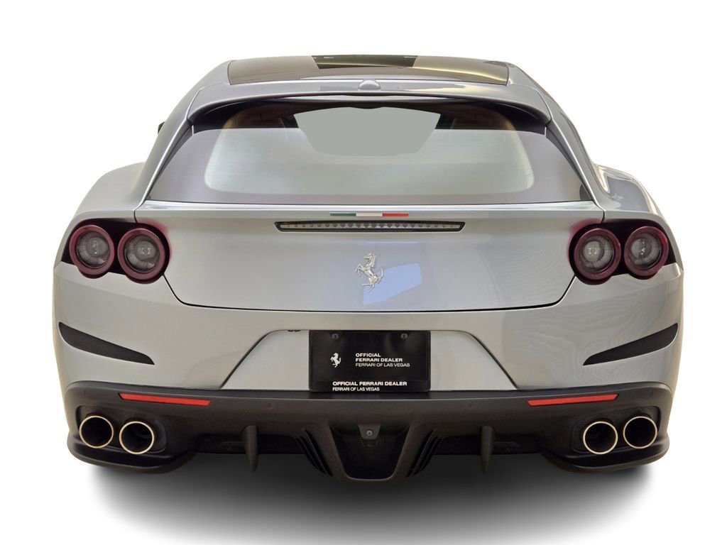 Used 2017 Ferrari GTC4Lusso AWD/4WD image 8