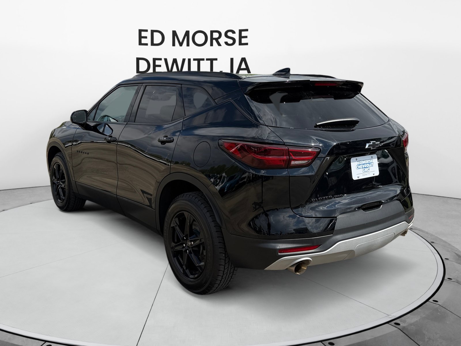 Used 2023 Chevrolet Blazer LT w/ Midnight/Sport Edition AWD/4WD image 3