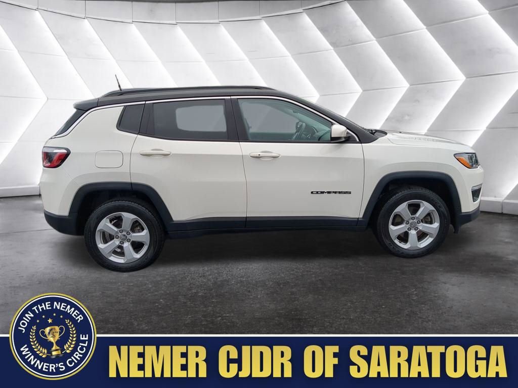 Used 2019 Jeep Compass Latitude w/ Cold Weather Group image 6
