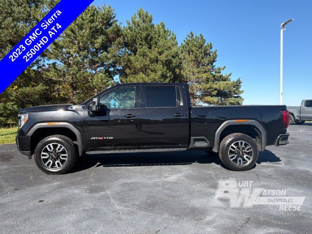 Used 2023 GMC Sierra 2500 AT4 w/ AT4 Premium Plus Package AWD/4WD image 4