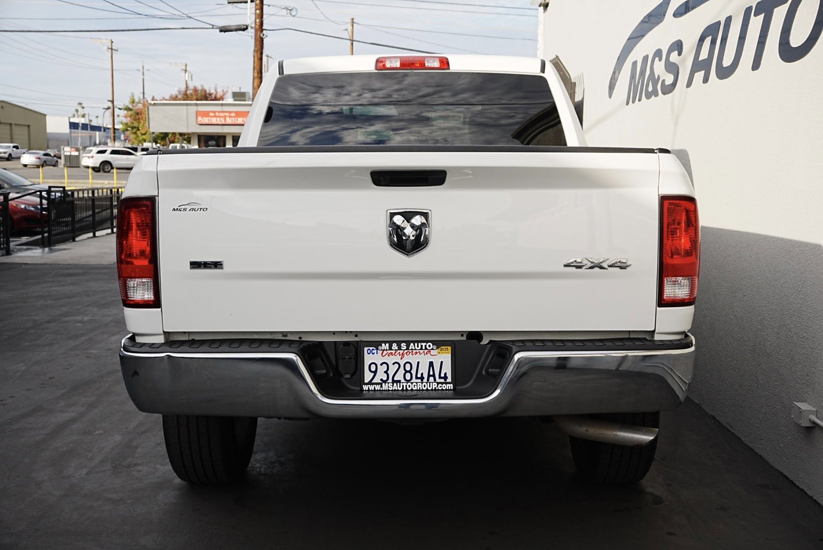 Used 2021 RAM 1500 Classic SLT image 5