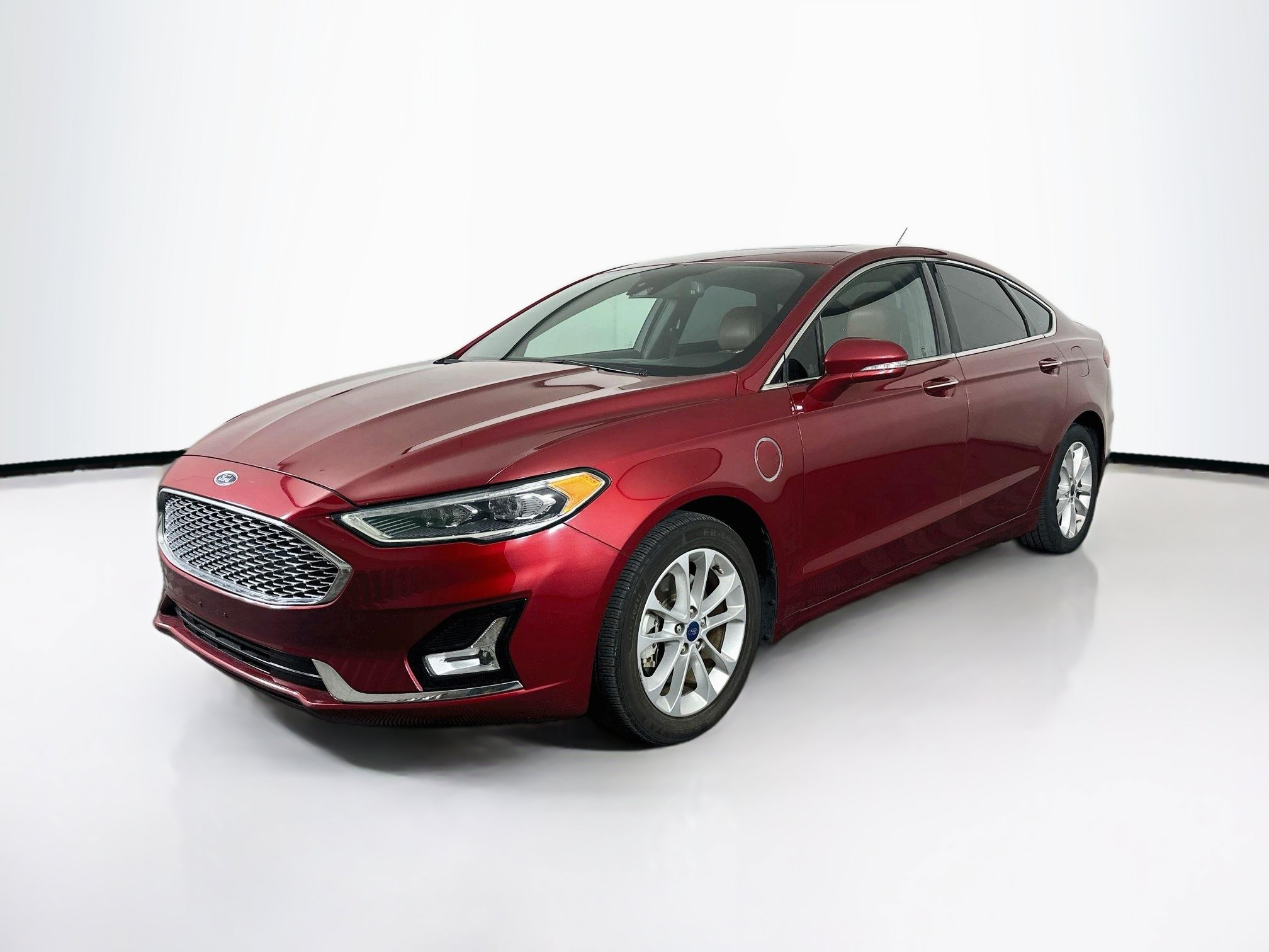 Used 2019 Ford Fusion Energi Titanium FWD image 3