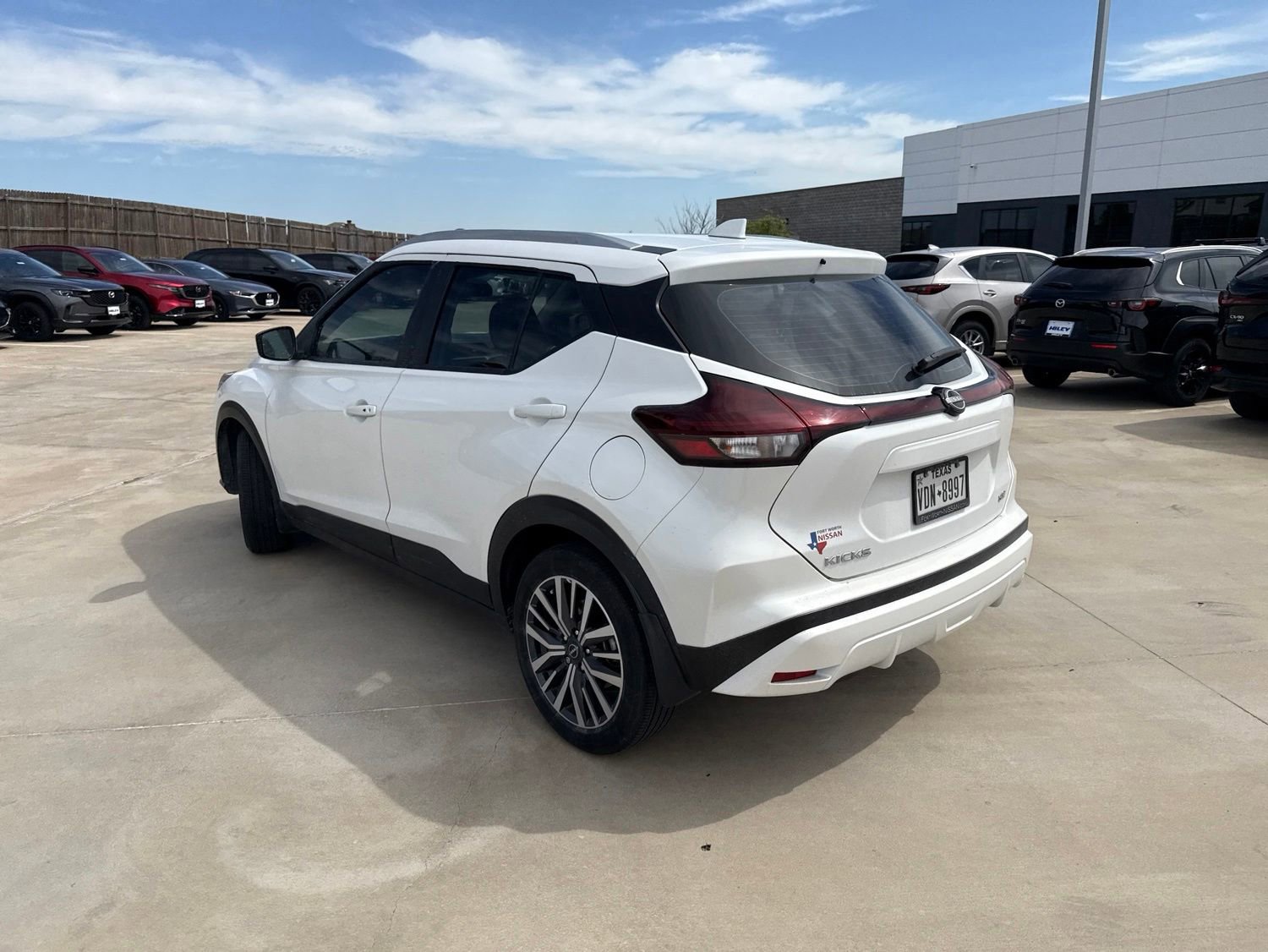 Used 2024 Nissan Kicks SV FWD image 13