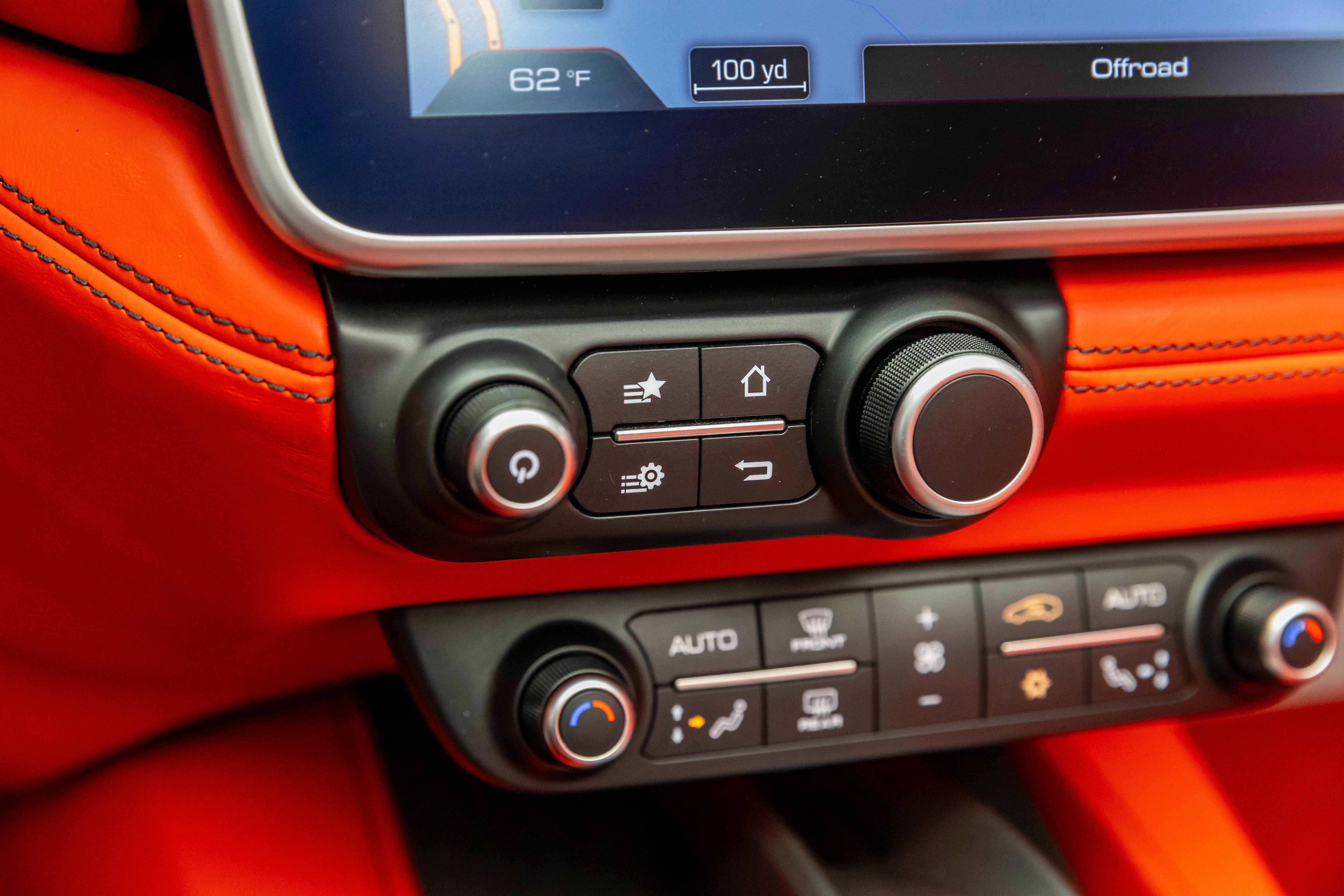 Certified 2019 Ferrari Portofino RWD image 29