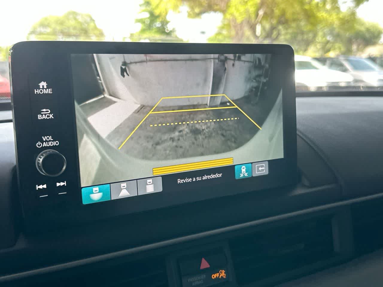 Used 2025 Honda Pilot Touring image 19