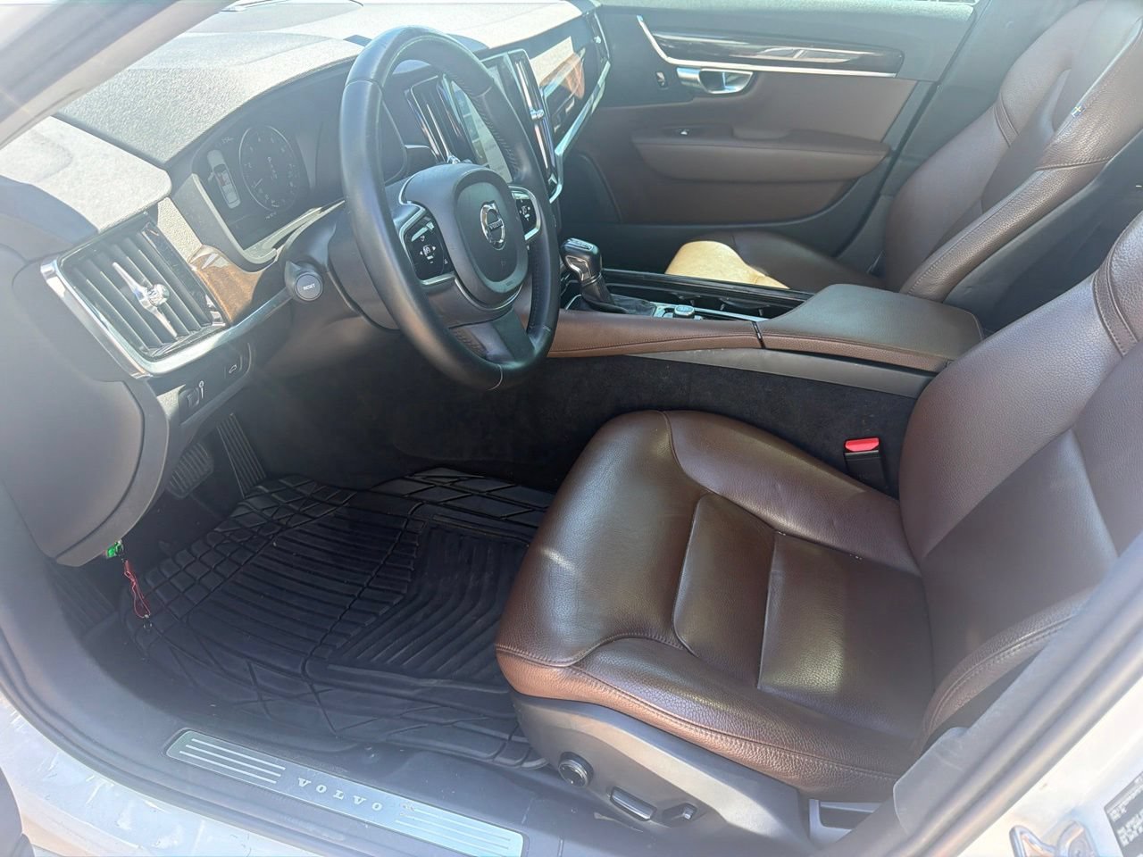 Used 2019 Volvo S90 T5 Momentum AWD/4WD image 7