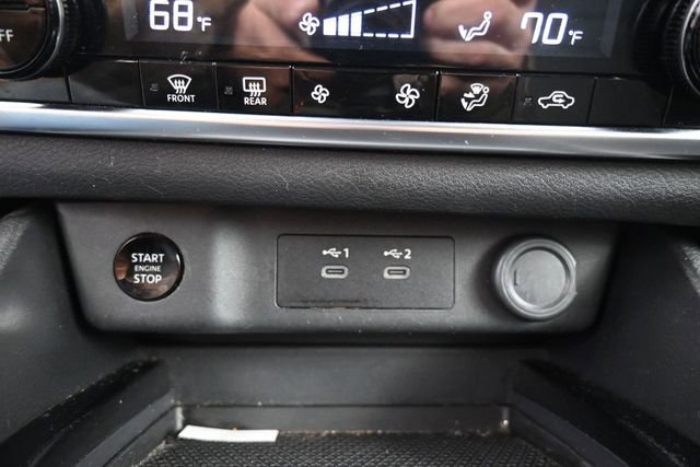 Used 2025 Nissan Rogue SV AWD/4WD image 22