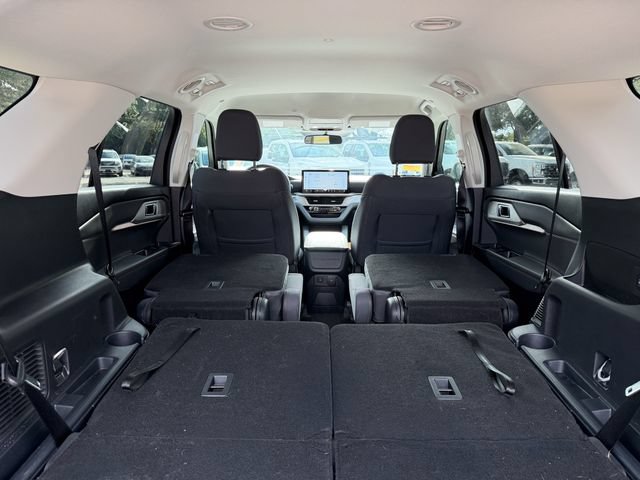 Used 2026 Ford Explorer Active RWD image 20
