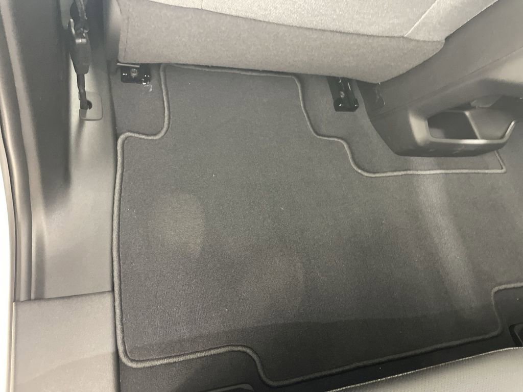 New 2026 GMC Sierra EV Elevation w/ Premium Package image 33