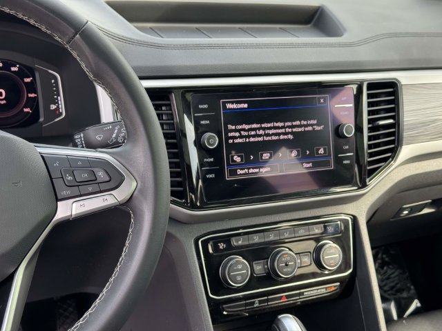 Used 2022 Volkswagen Atlas Cross Sport SE AWD/4WD image 23