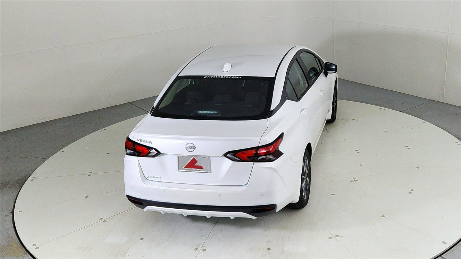 New 2025 Nissan Versa SV w/ Trunk Package image 39