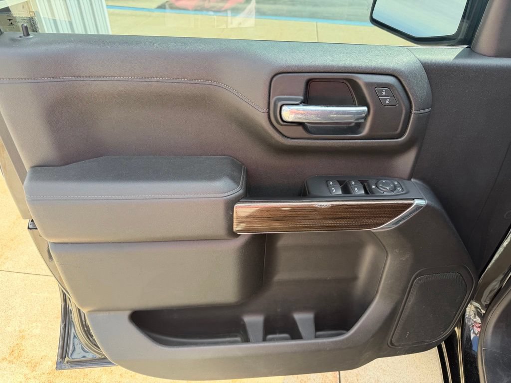 Used 2021 Chevrolet Silverado 1500 LT Trail Boss w/ Bed Protection Package AWD/4WD image 11