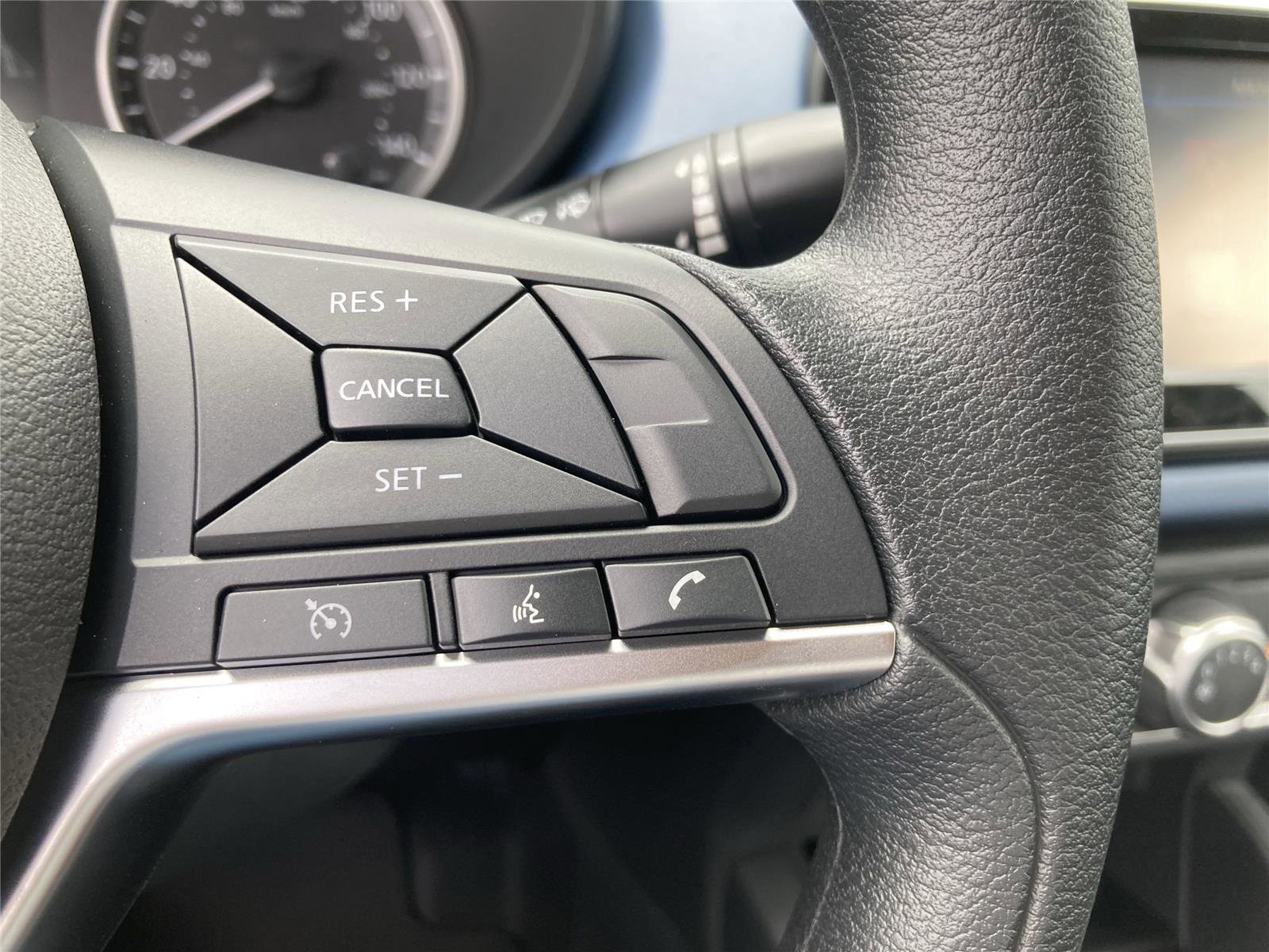 New 2025 Nissan Versa SV image 24