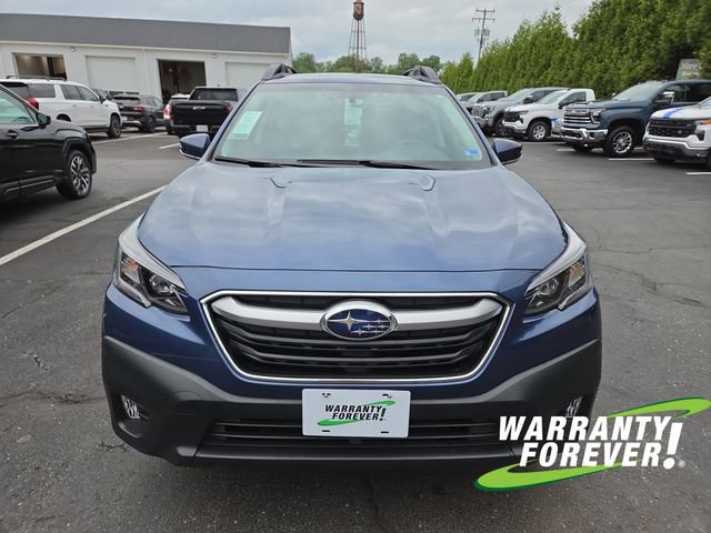 Used 2022 Subaru Outback Premium AWD/4WD image 2