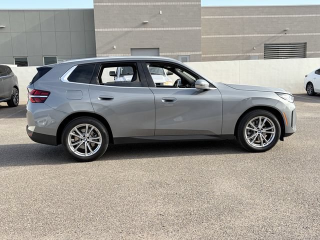 Used 2025 BMW X3 xDrive30i w/ Convenience Package AWD/4WD image 5
